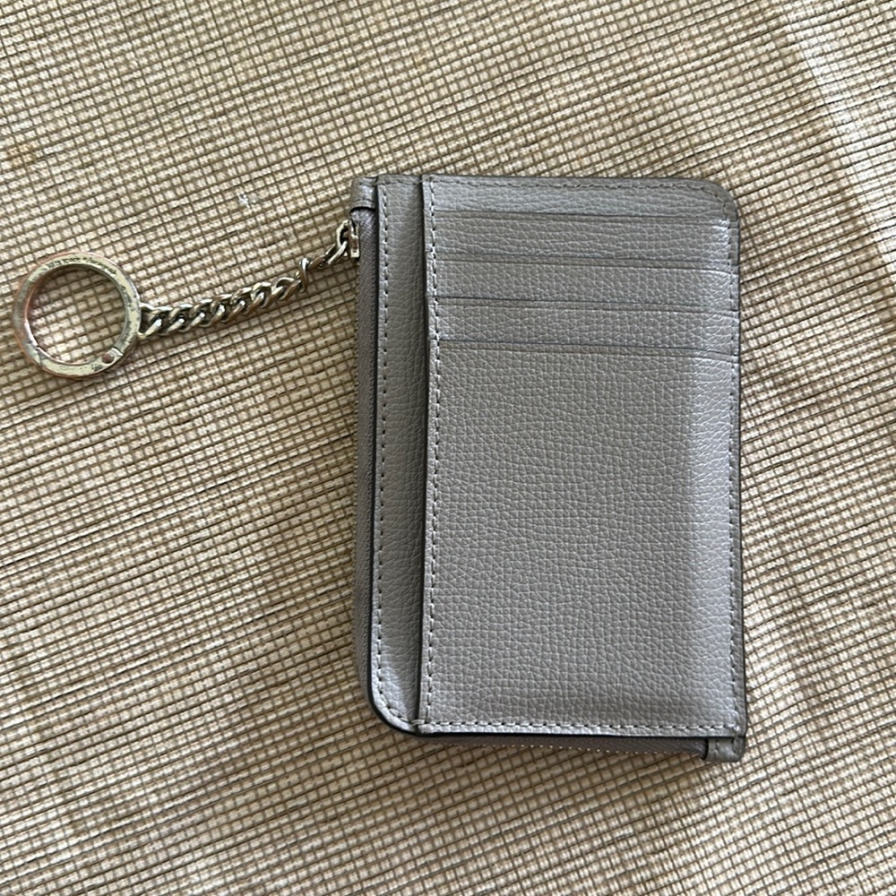 Kate Space id holder/wallet
